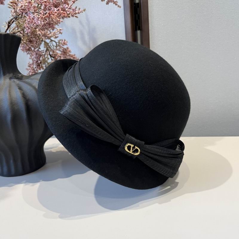 Dior top hat 020307